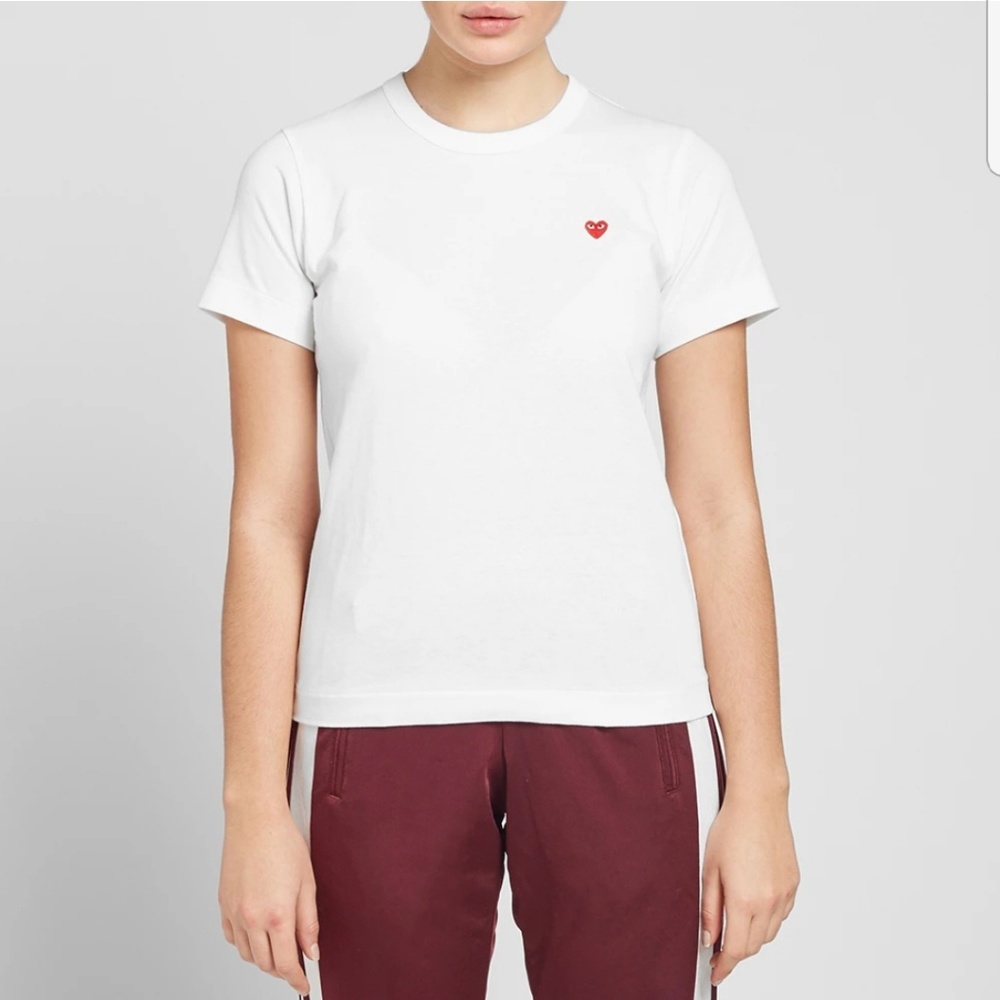 CDG Comme Des Garcons PLAY Red Heart Tee